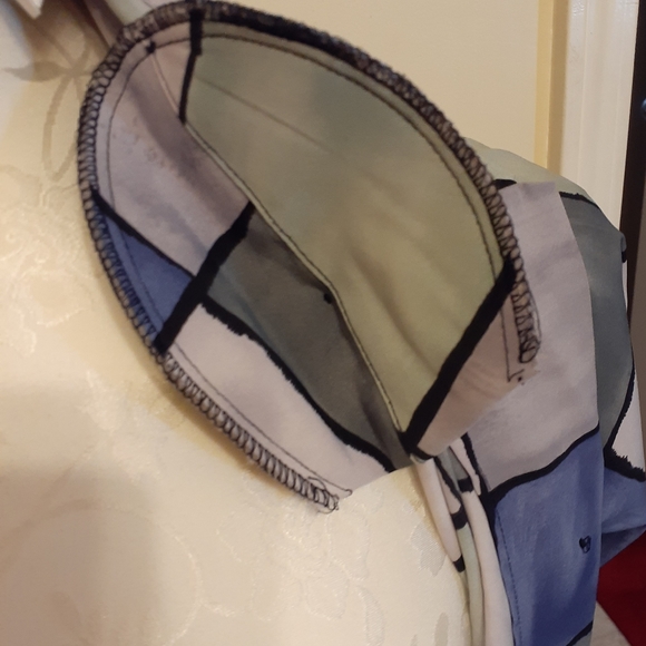 LE CAVIAR Blouse - Picture 3 of 3